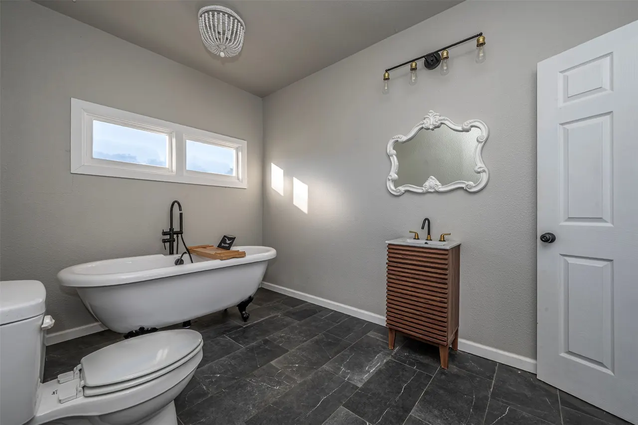 Photo 15 — 1209 SW Stanley Street, Ardmore, OK 73401
