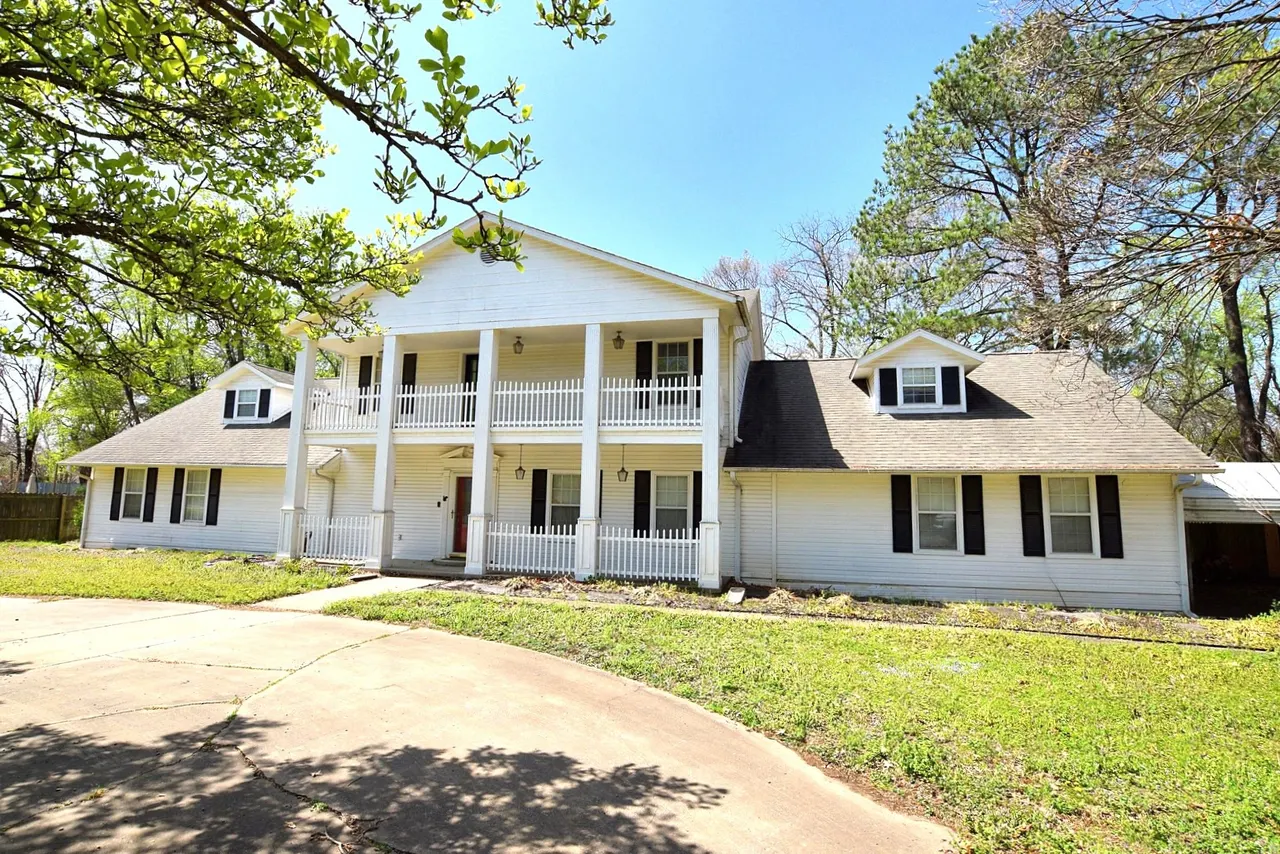 Front exterior — 1205 Don Avenue, Tahlequah, OK 74464