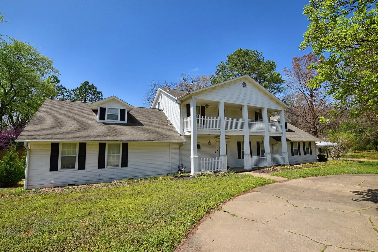 Photo 2 — 1205 Don Avenue, Tahlequah, OK 74464