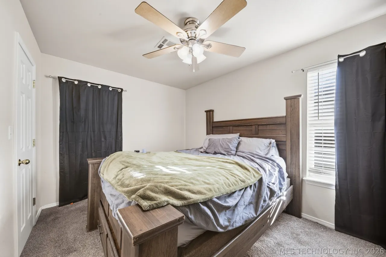 Photo 13 — 221 N Hickory Street, Bristow, OK 74010