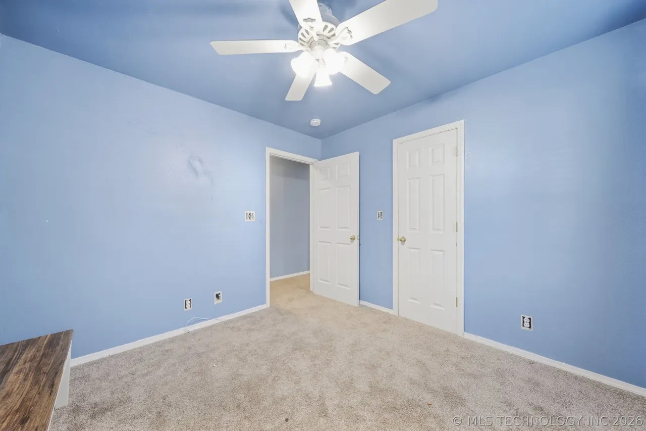 Photo 18 — 221 N Hickory Street, Bristow, OK 74010
