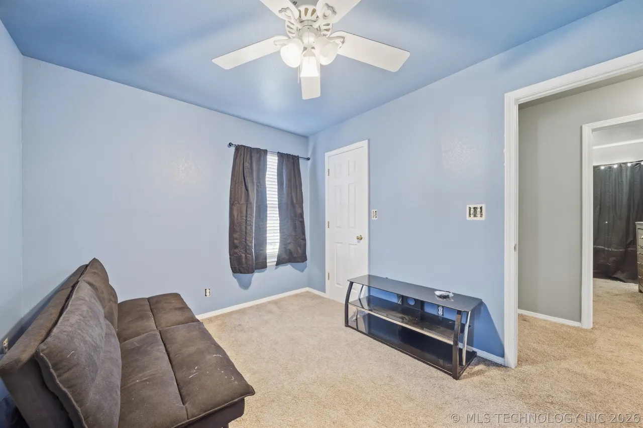 Photo 20 — 221 N Hickory Street, Bristow, OK 74010