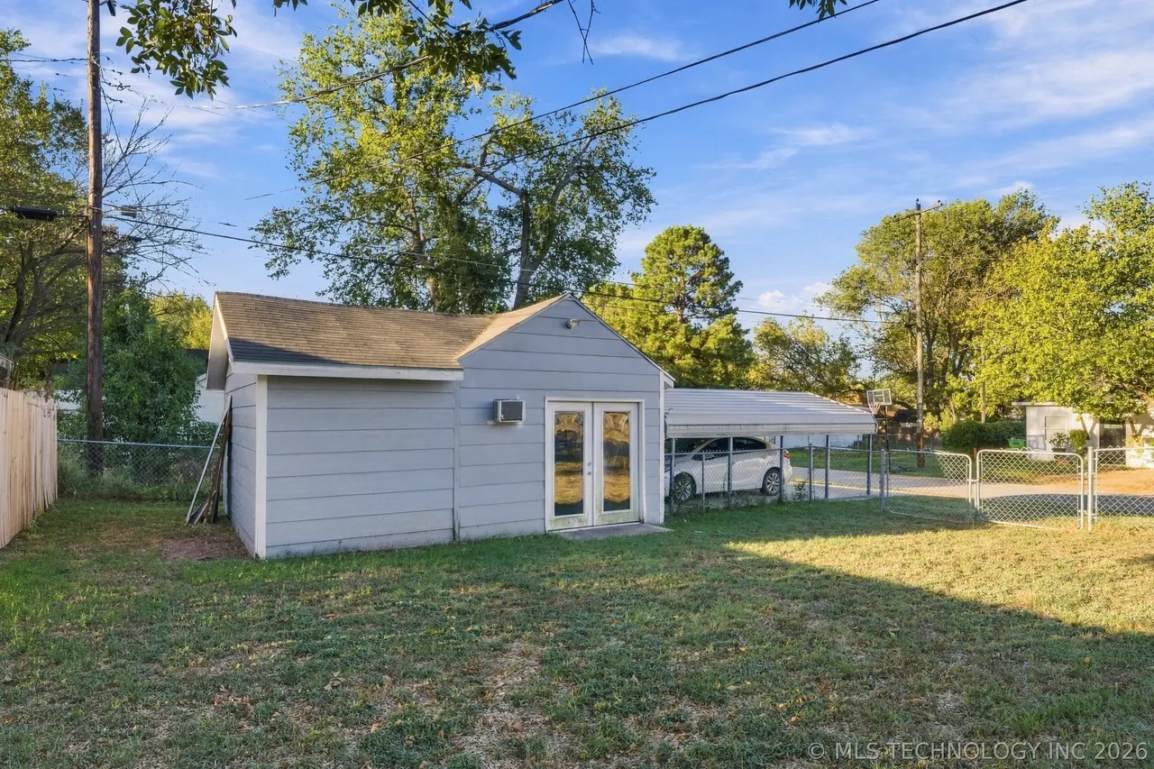 Photo 25 — 221 N Hickory Street, Bristow, OK 74010