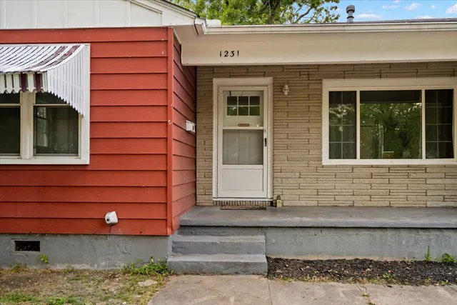 Photo 4 — 1231 B Street NE, Miami, OK 74354