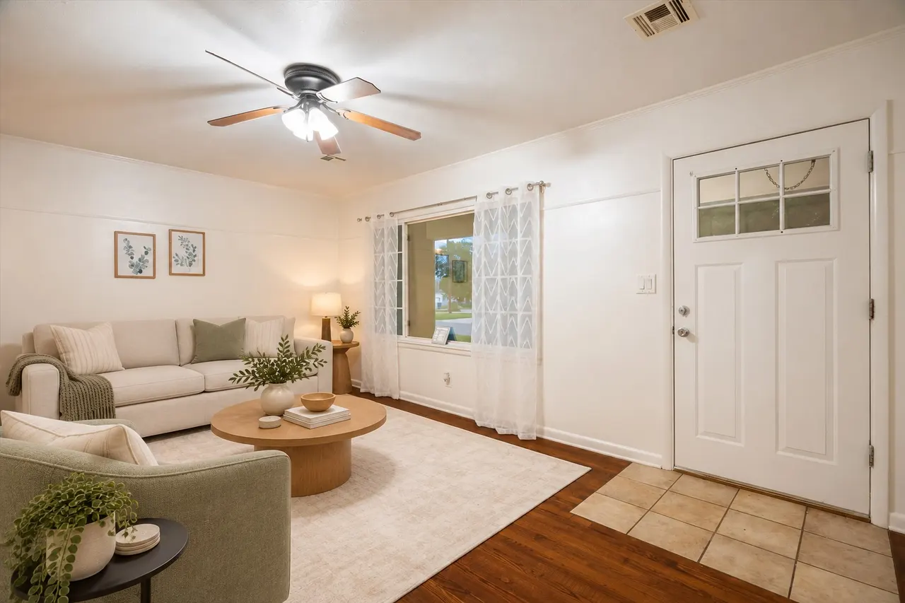 Photo 6 — 1231 B Street NE, Miami, OK 74354