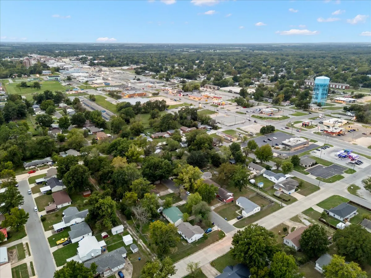 Photo 19 — 1231 B Street NE, Miami, OK 74354