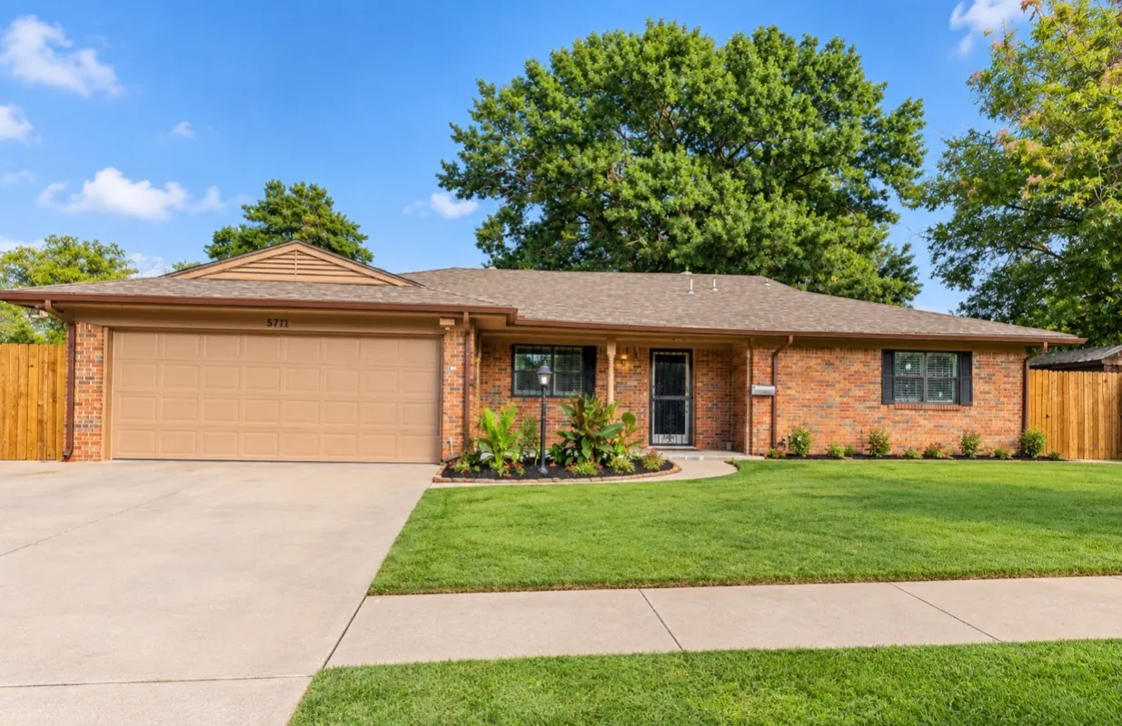 Front exterior — 5711 S Boston Place, Tulsa, OK 74105