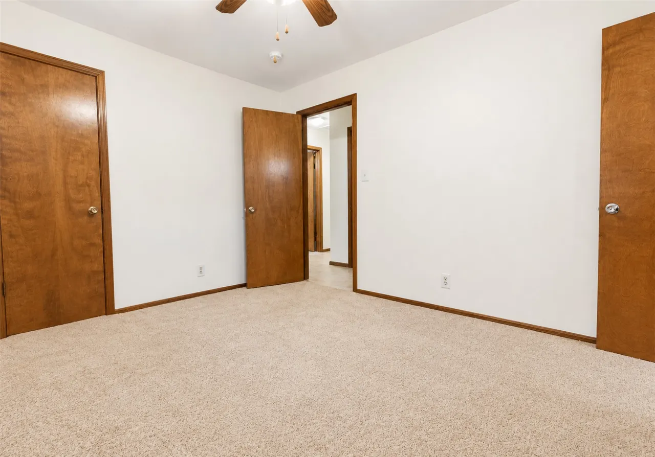 Photo 5 — 5711 S Boston Place, Tulsa, OK 74105