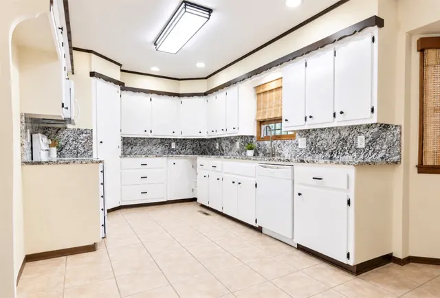 Photo 7 — 5711 S Boston Place, Tulsa, OK 74105