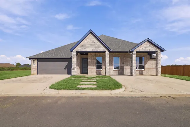 Photo 2 — 183 Rancho Sol, Durant, OK 74701