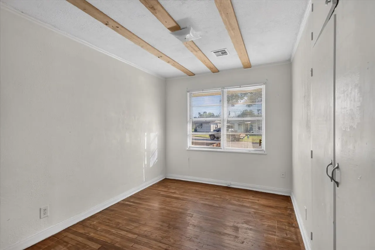 Photo 14 — 1425 S Rogers Avenue, Bartlesville, OK 74003