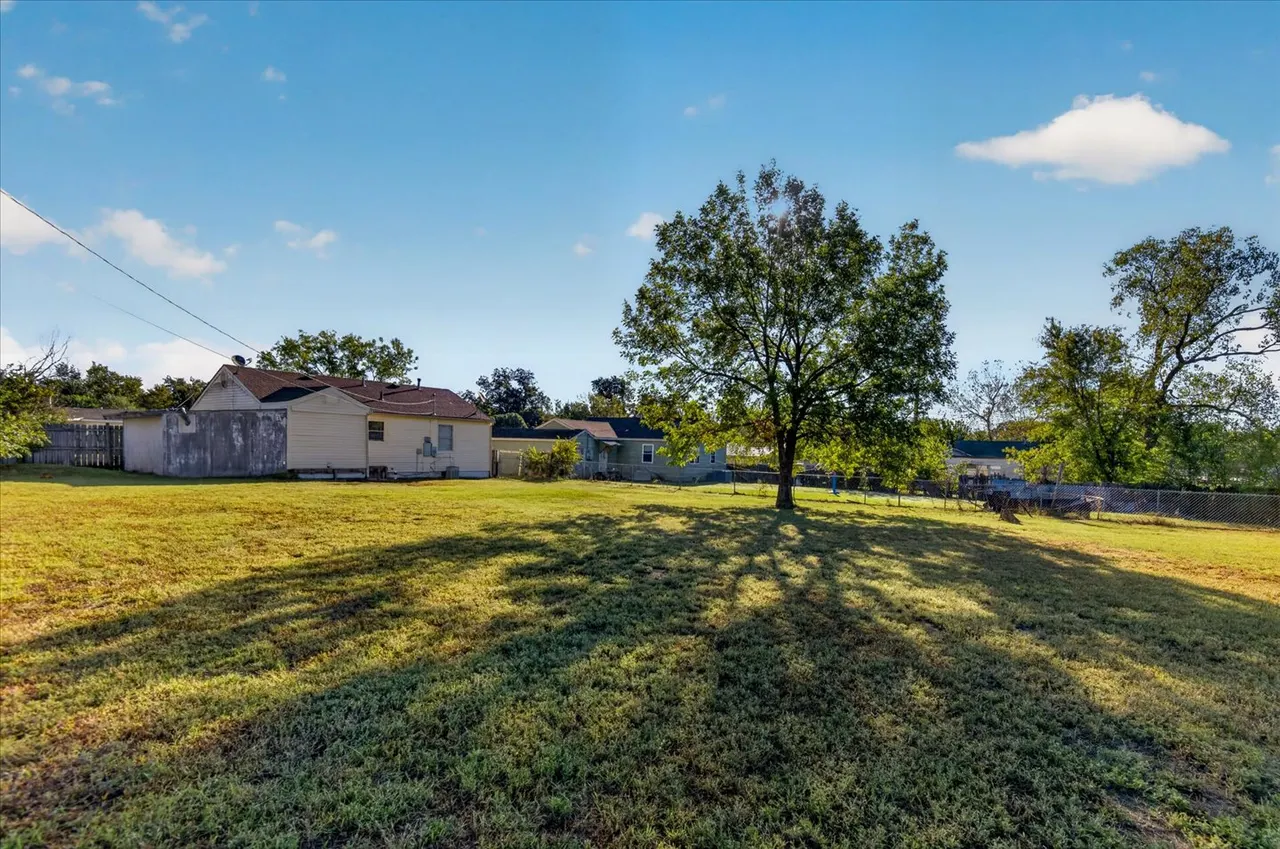 Photo 22 — 1425 S Rogers Avenue, Bartlesville, OK 74003