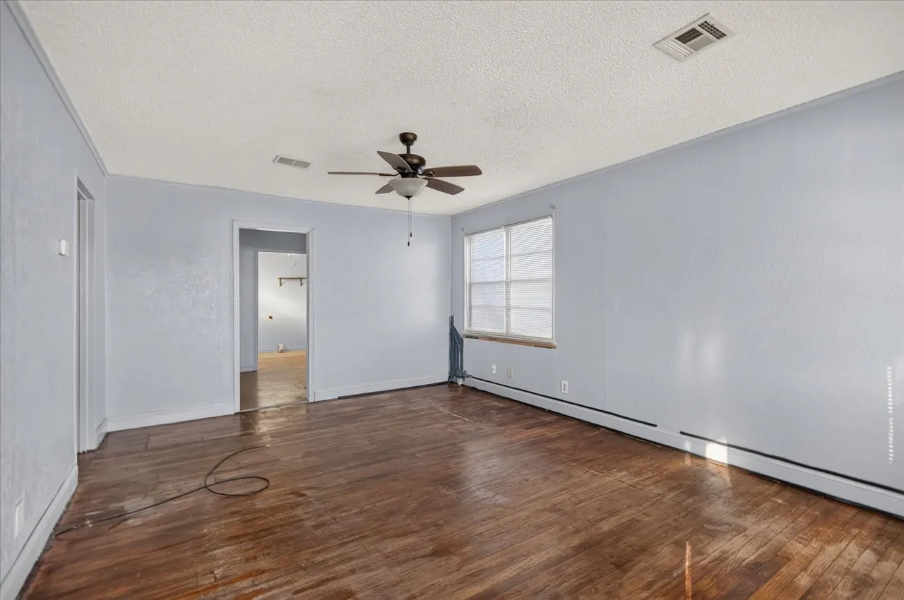 Photo 3 — 1425 S Rogers Avenue, Bartlesville, OK 74003