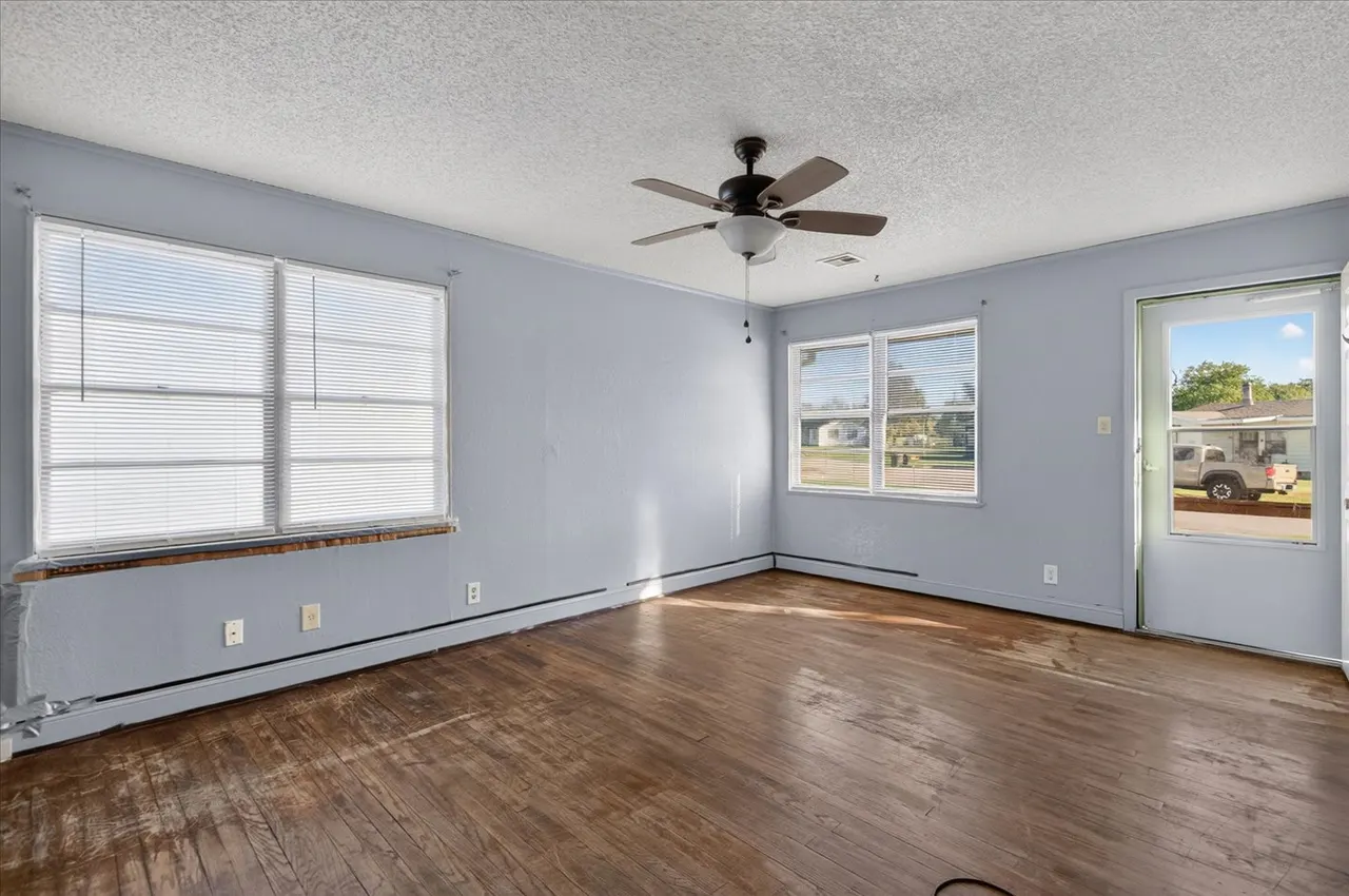 Photo 5 — 1425 S Rogers Avenue, Bartlesville, OK 74003