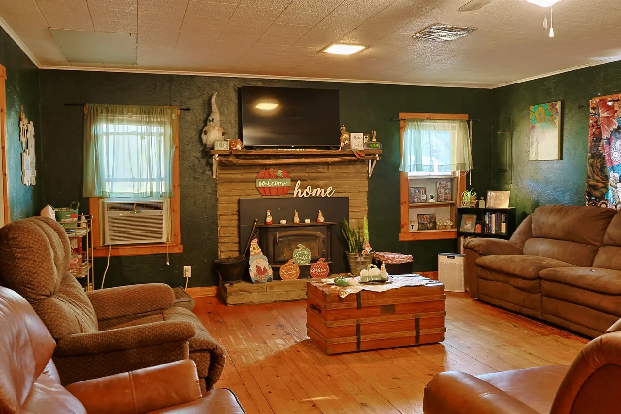 Photo 11 — 108 Patricia, Eufaula, OK 74432