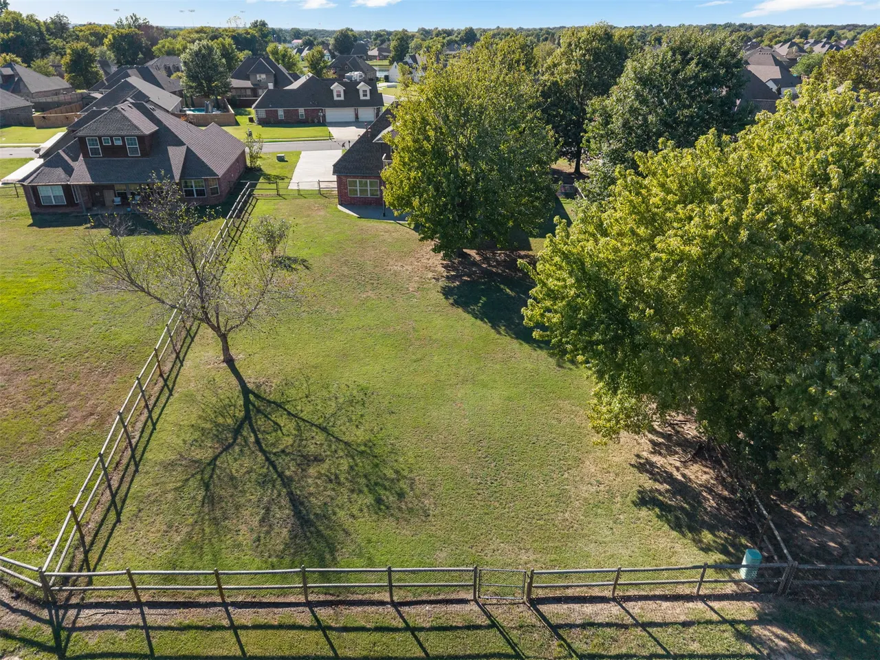 Photo 6 — 26619 Duck Pond Drive, Claremore, OK 74019