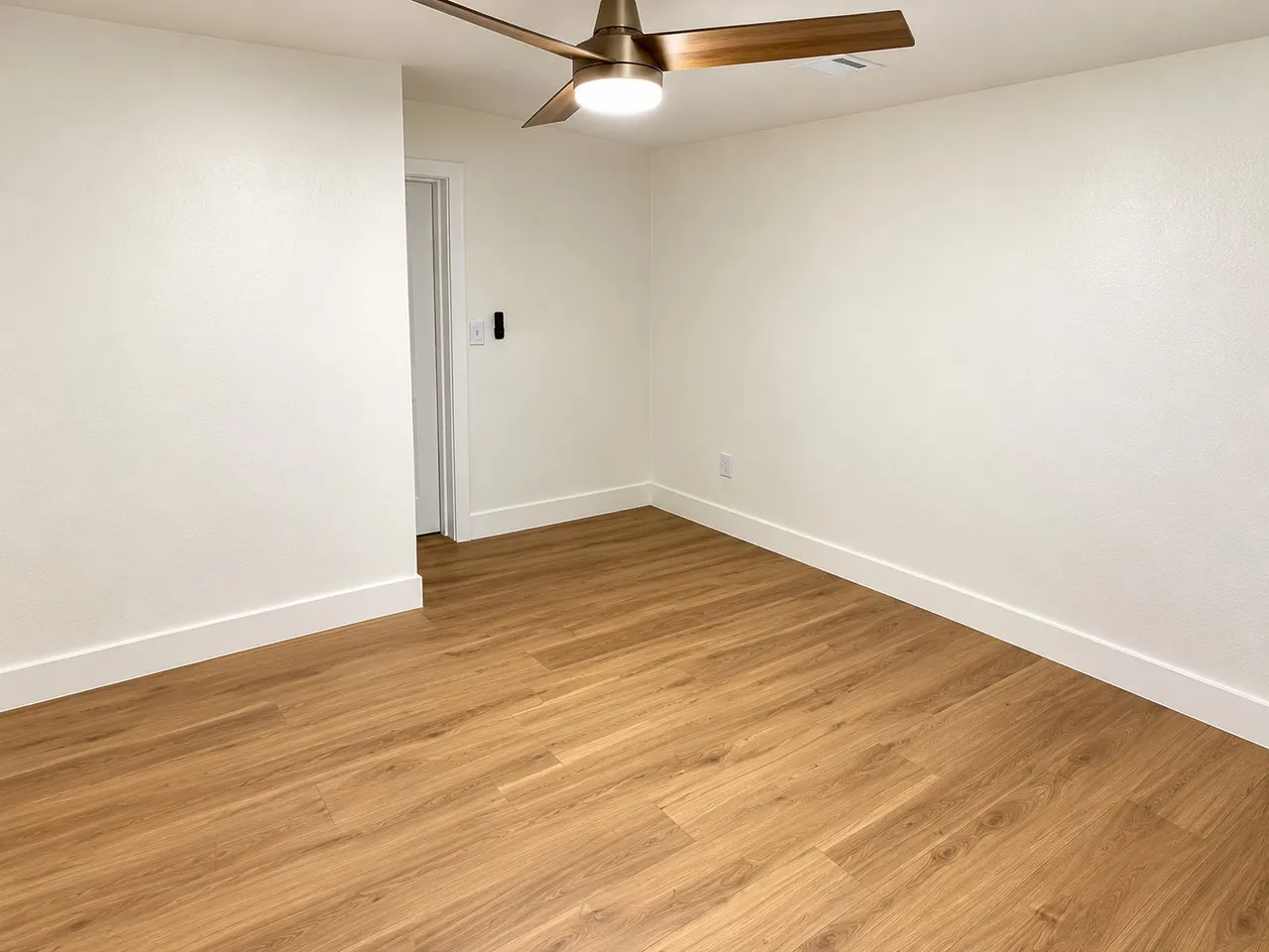 Photo 15 — 718 E 5th Street, Claremore, OK 74017