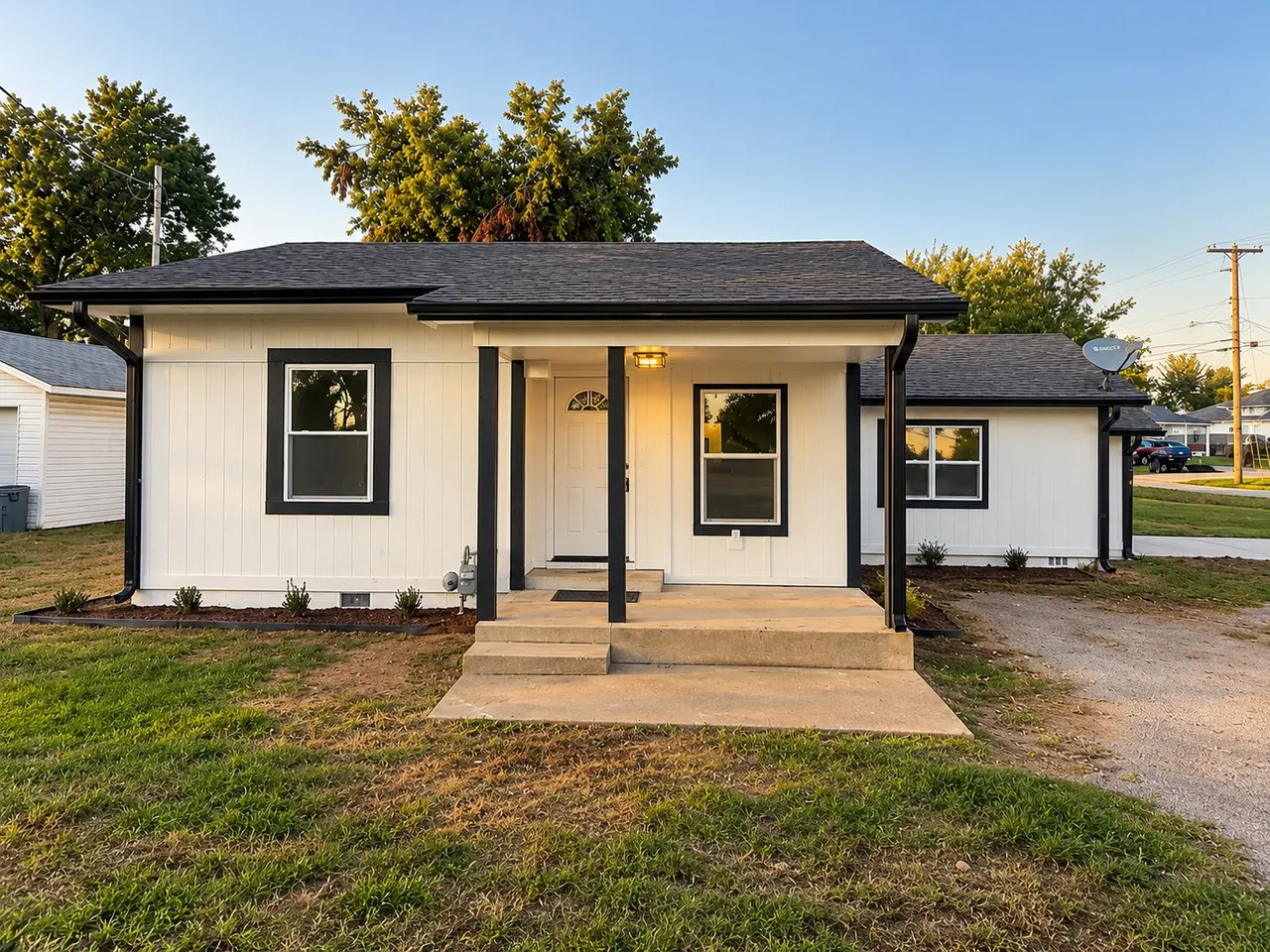 Front exterior — 718 E 5th Street, Claremore, OK 74017