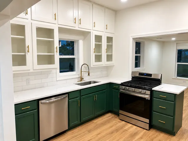 Photo 7 — 718 E 5th Street, Claremore, OK 74017