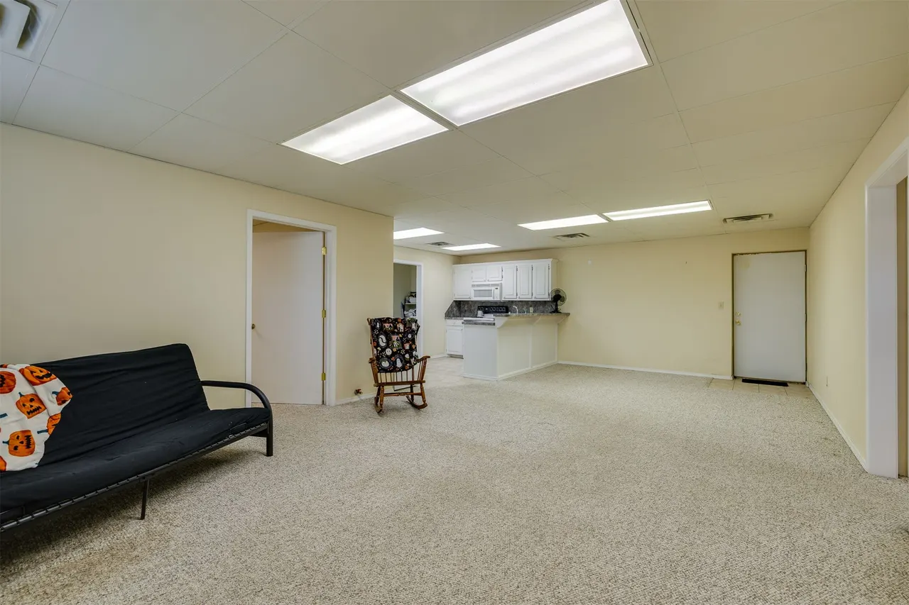 Photo 10 — 25080 Turkey Pen Hollow Road, Henryetta, OK 74437