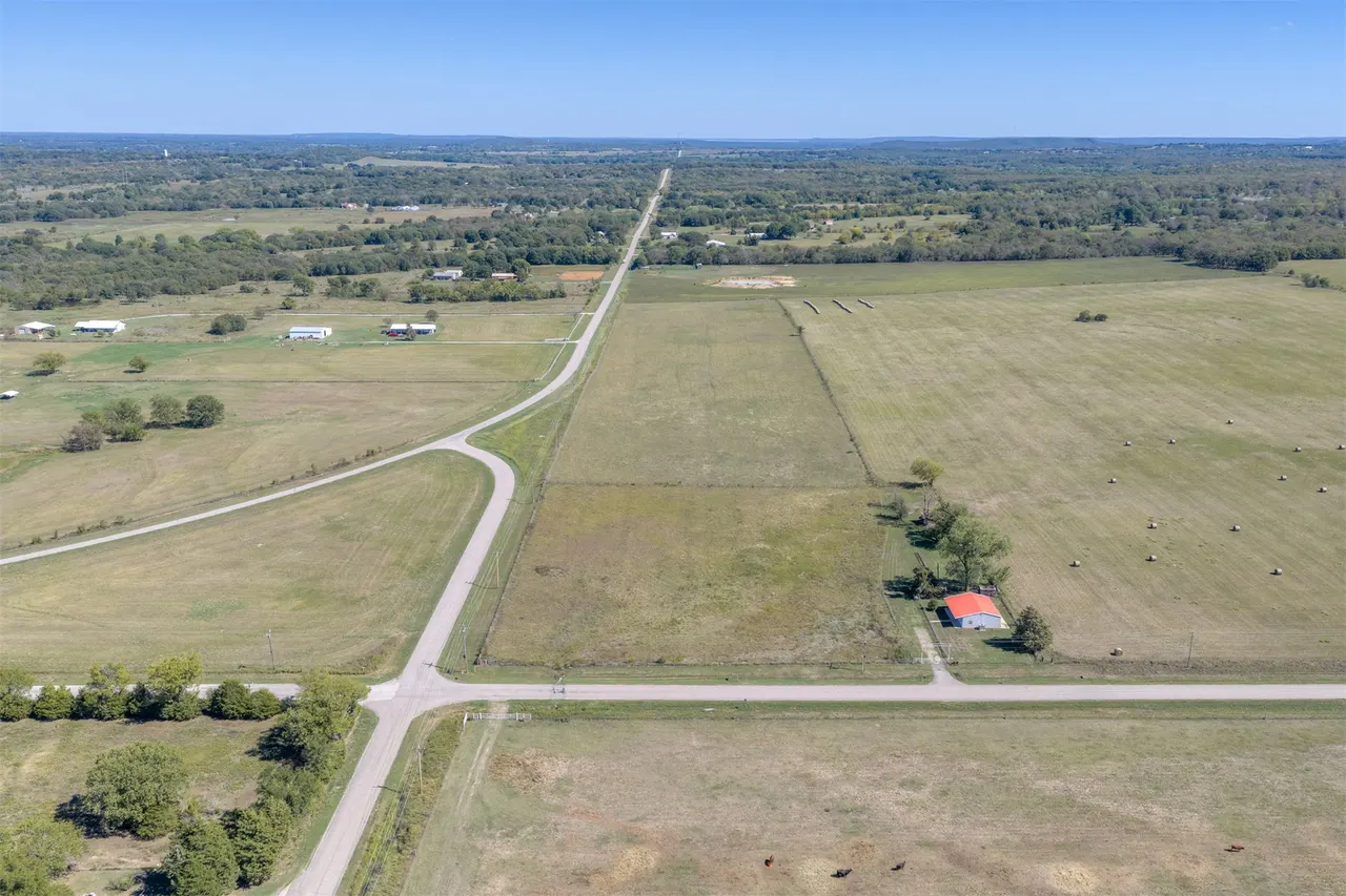 Photo 38 — 25080 Turkey Pen Hollow Road, Henryetta, OK 74437