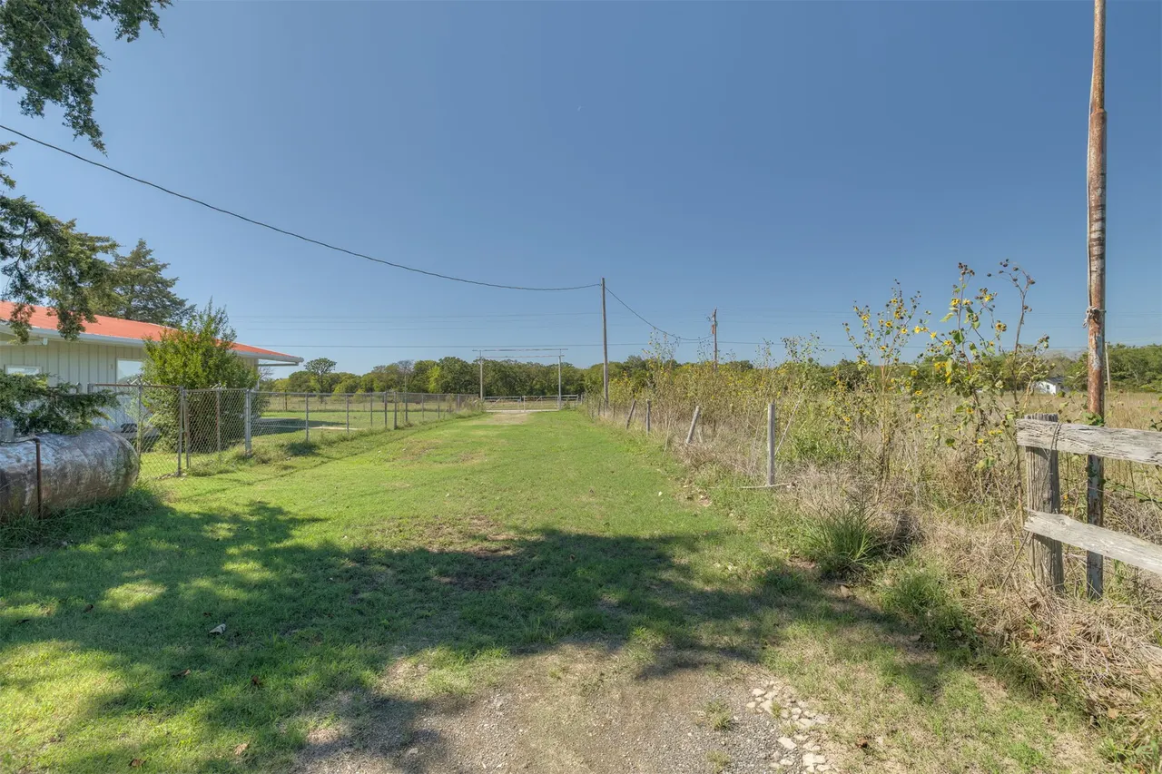 Photo 43 — 25080 Turkey Pen Hollow Road, Henryetta, OK 74437