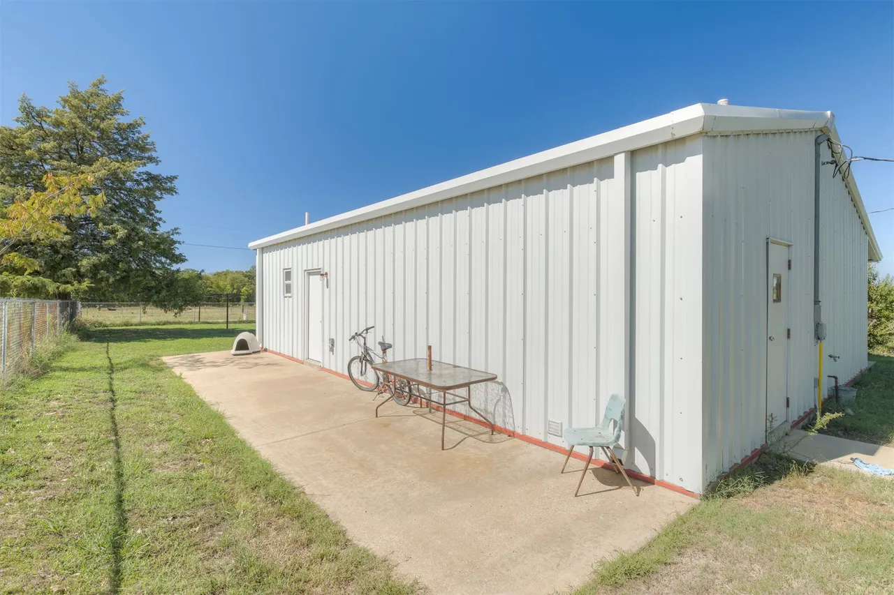 Photo 46 — 25080 Turkey Pen Hollow Road, Henryetta, OK 74437