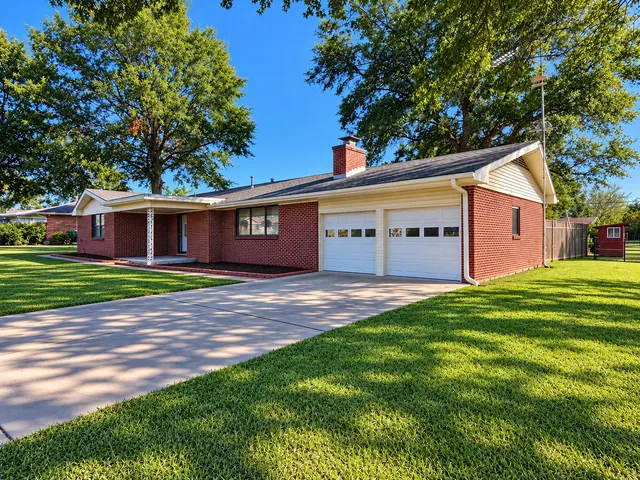 Photo 2 — 88 County Road 2197, Bartlesville, OK 74003