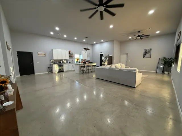 Photo 3 — 5241 S 40th Street E, Muskogee, OK 74403