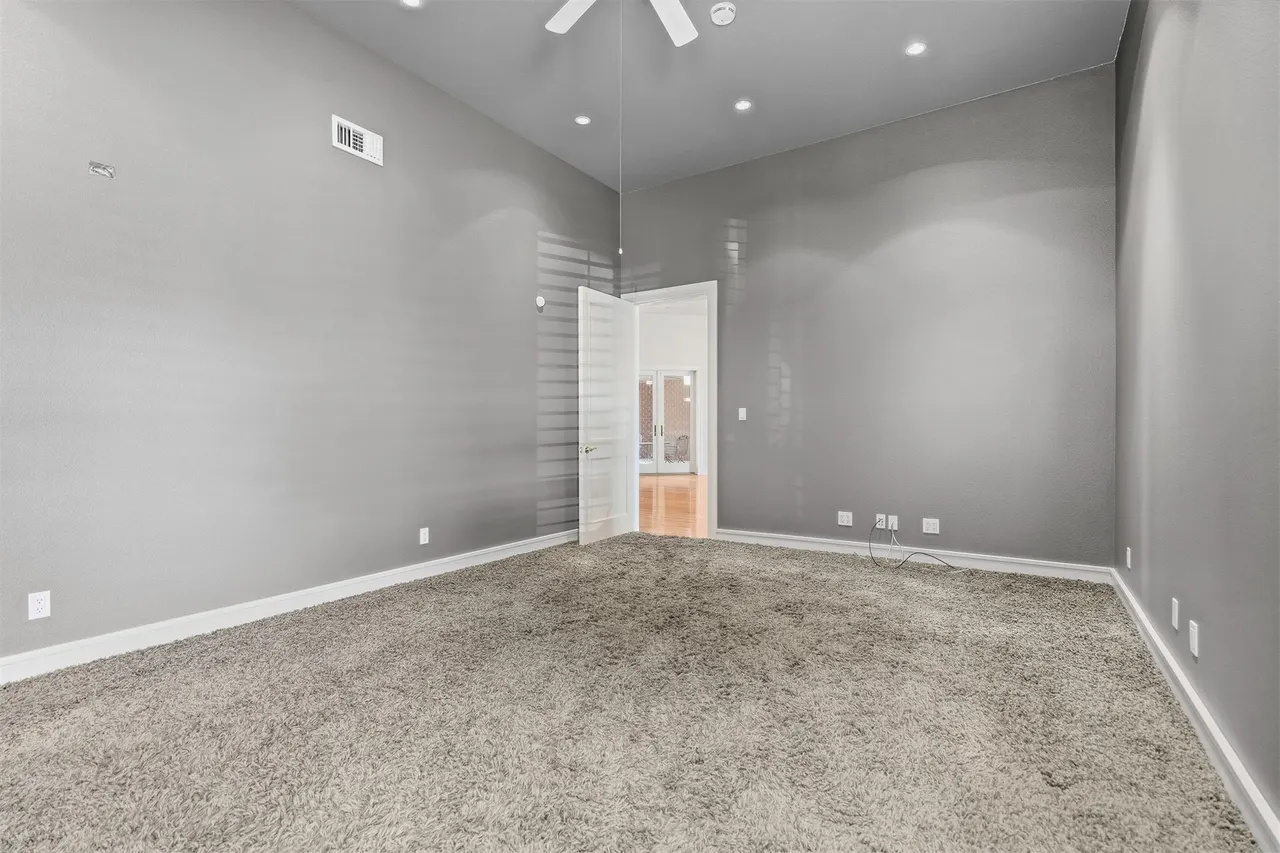Photo 37 — 260 Country Club Road, Ardmore, OK 73401