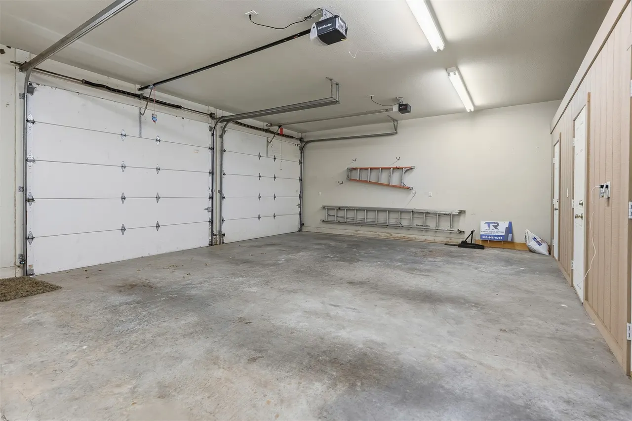 Photo 39 — 260 Country Club Road, Ardmore, OK 73401