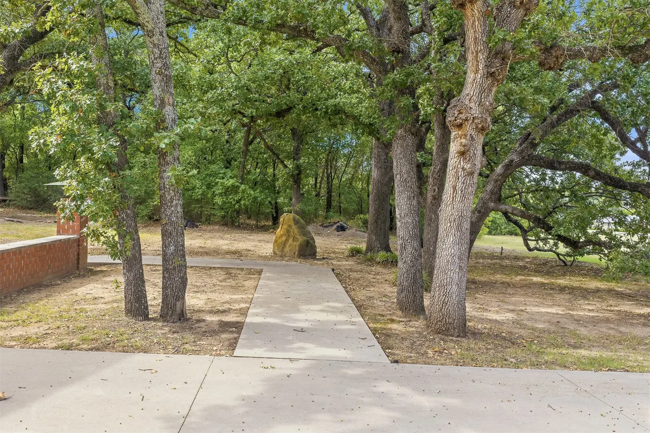 Photo 42 — 260 Country Club Road, Ardmore, OK 73401