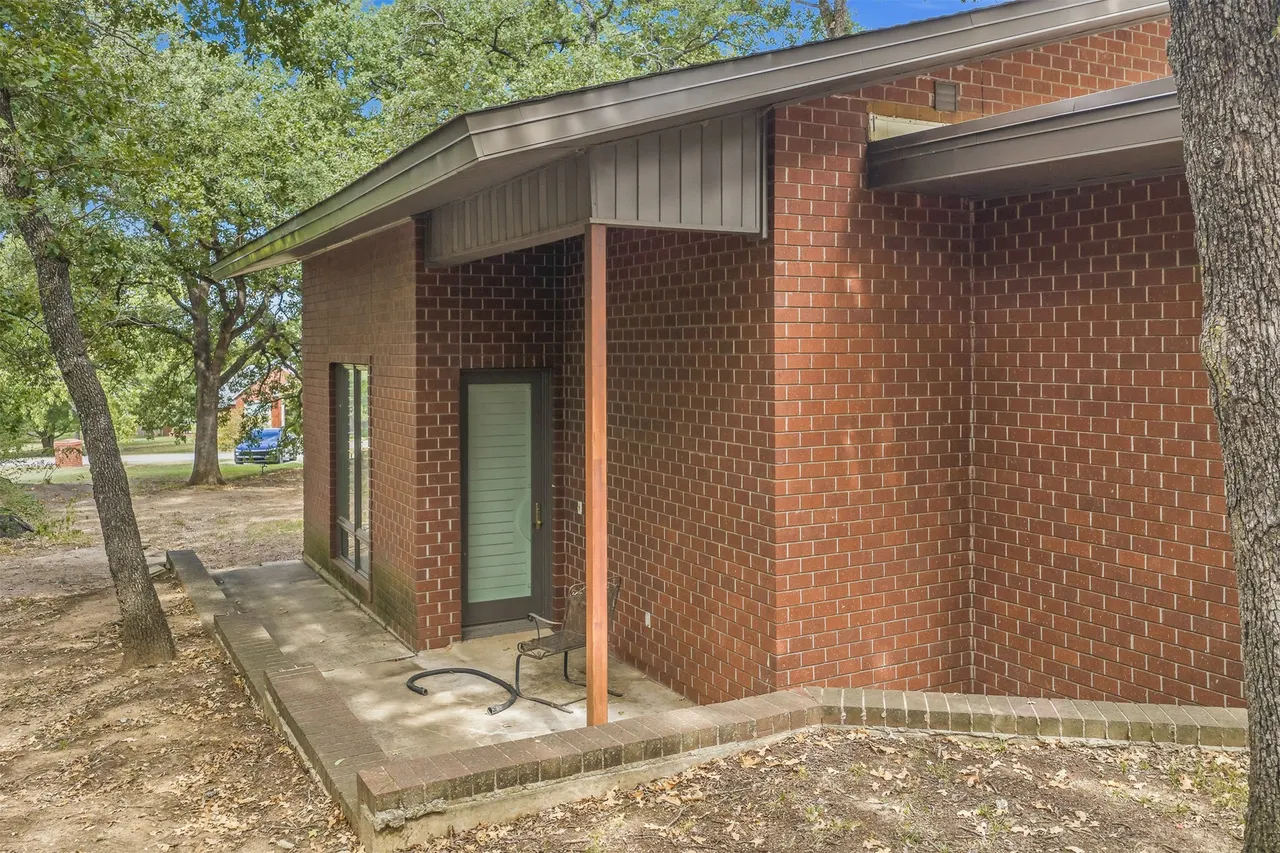 Photo 44 — 260 Country Club Road, Ardmore, OK 73401