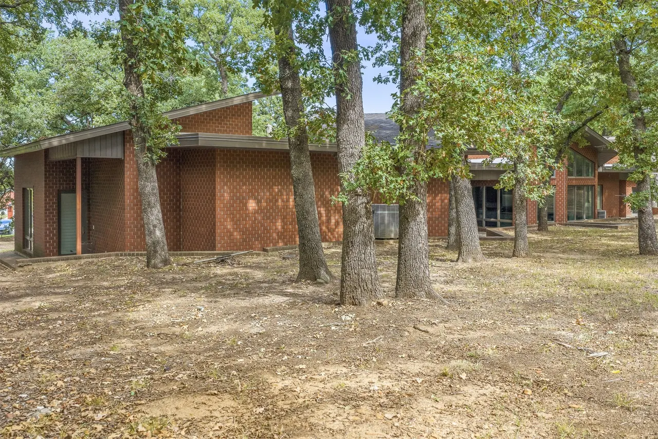 Photo 45 — 260 Country Club Road, Ardmore, OK 73401