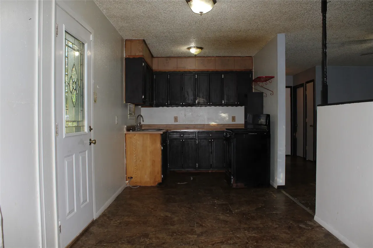 Photo 8 — 309 S 3rd Avenue, Durant, OK 74701