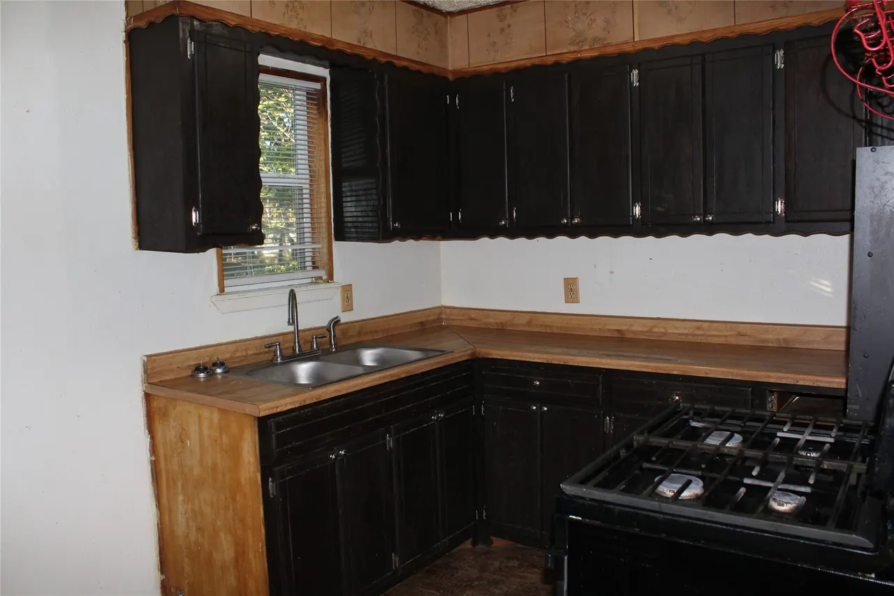 Photo 10 — 309 S 3rd Avenue, Durant, OK 74701