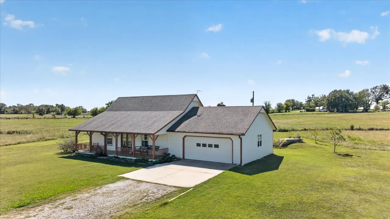Photo 26 — 26115 NS 4157 Road, Nowata, OK 74048