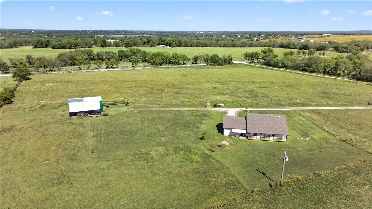 Photo 36 — 26115 NS 4157 Road, Nowata, OK 74048