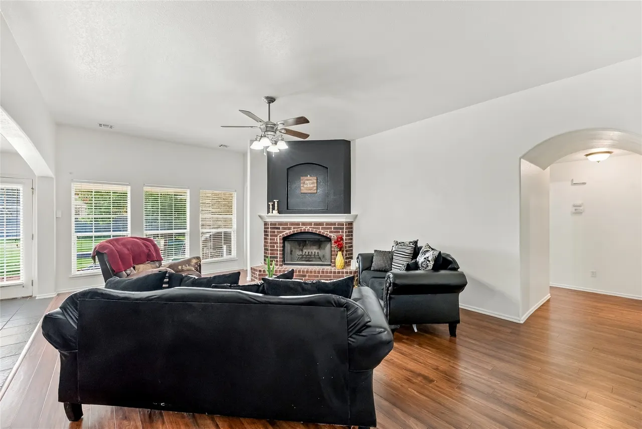 Photo 9 — 915 W Indianapolis Place, Broken Arrow, OK 74012