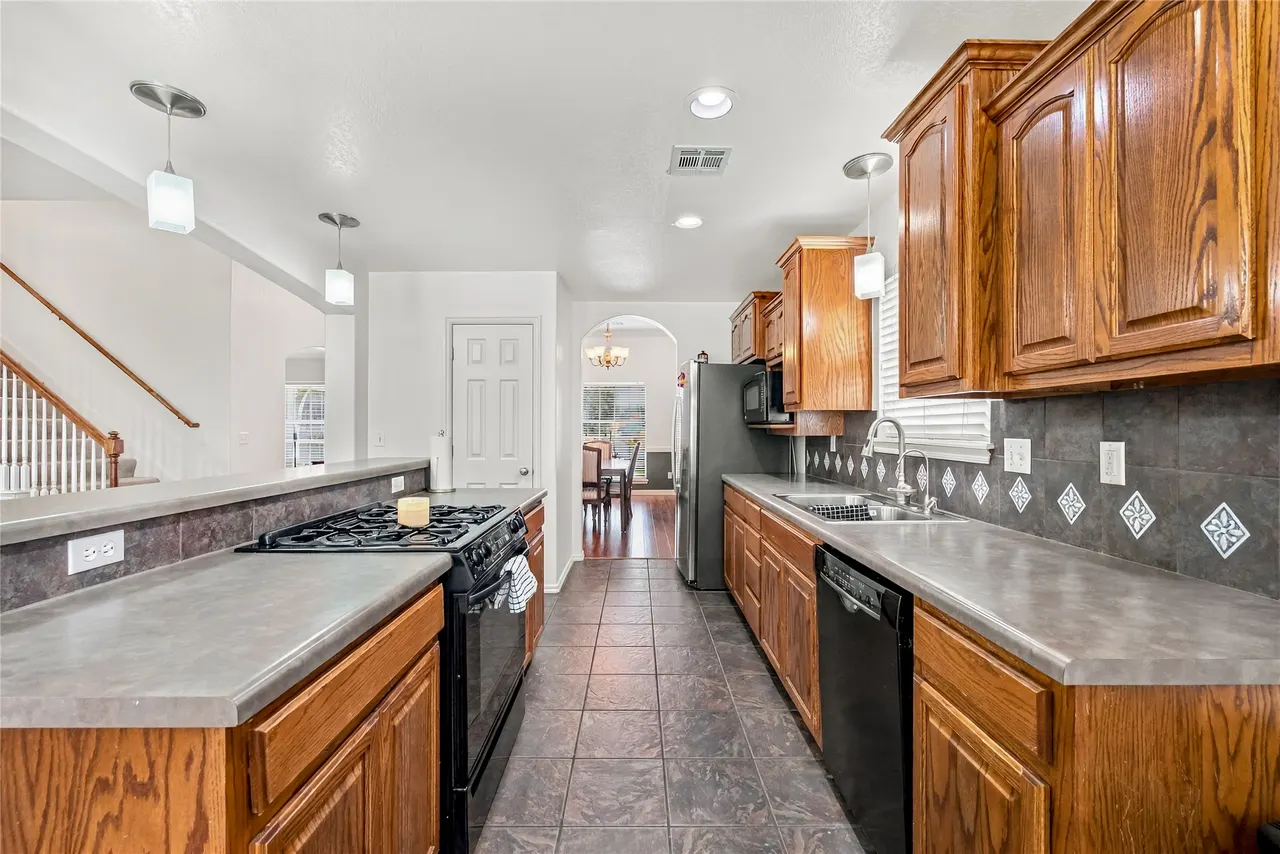 Photo 16 — 915 W Indianapolis Place, Broken Arrow, OK 74012