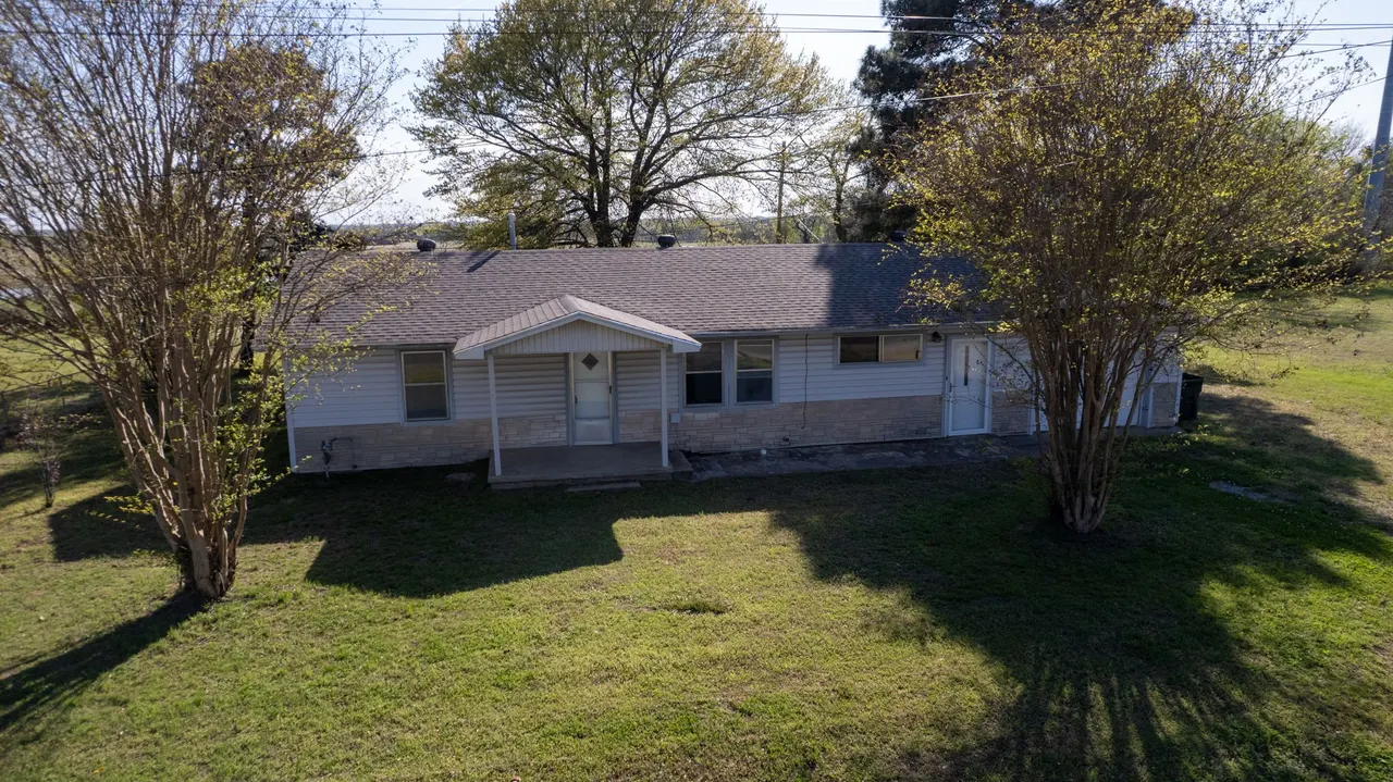 Photo 21 — 610 E McKennon, Calera, OK 74730