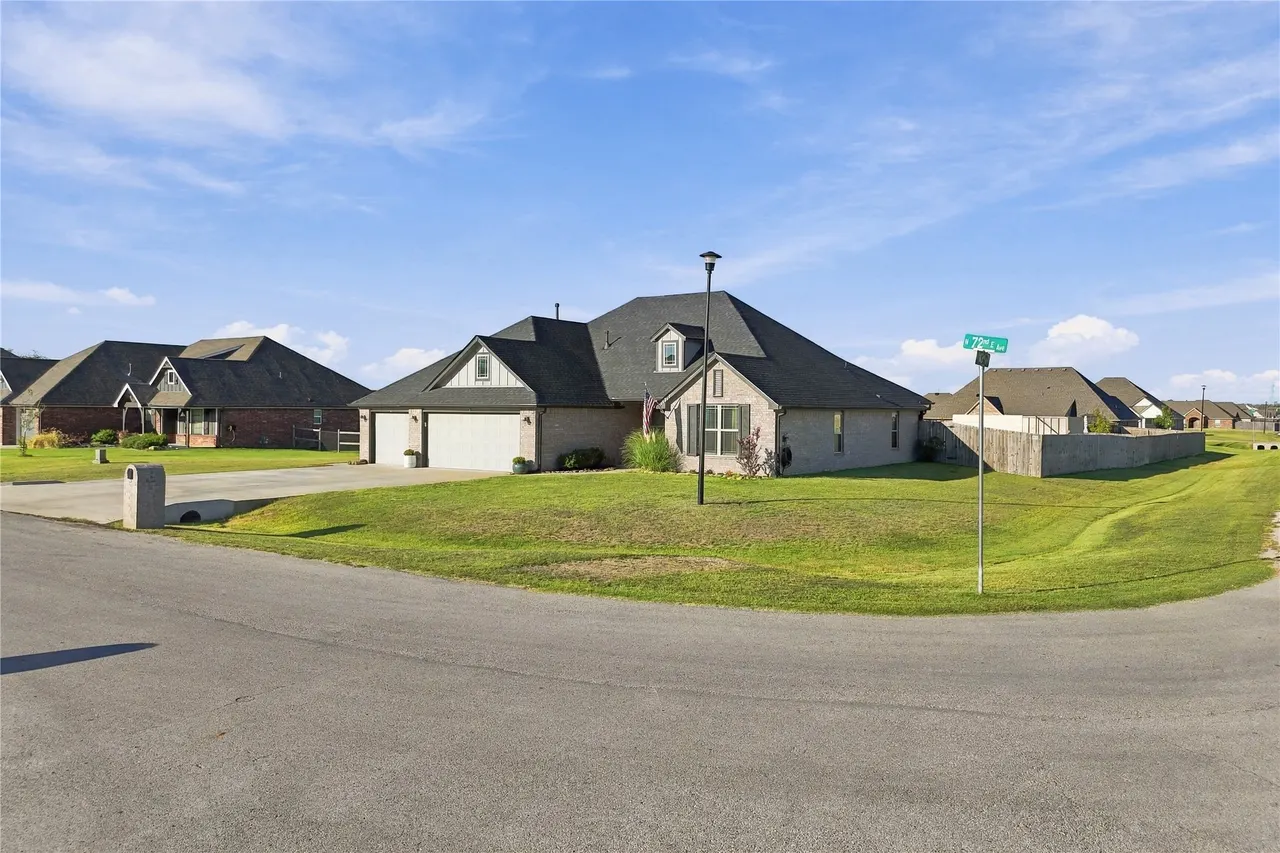 Photo 25 — 14262 N 72nd EastAvenue E, Collinsville, OK 74021