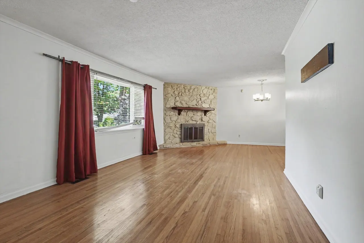 Photo 4 — 4029 S Vandalia Avenue, Tulsa, OK 74135