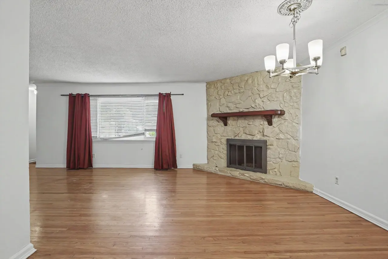 Photo 9 — 4029 S Vandalia Avenue, Tulsa, OK 74135