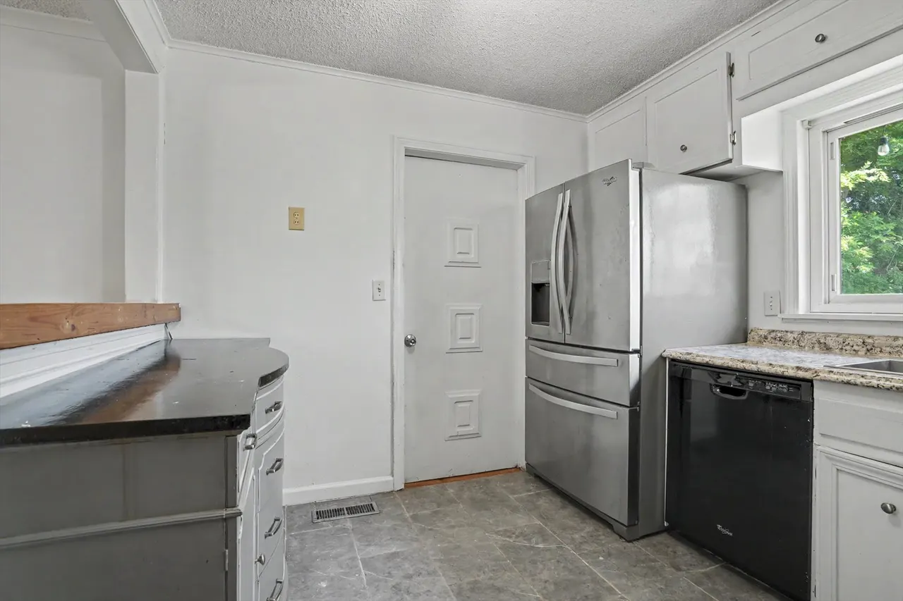 Photo 11 — 4029 S Vandalia Avenue, Tulsa, OK 74135
