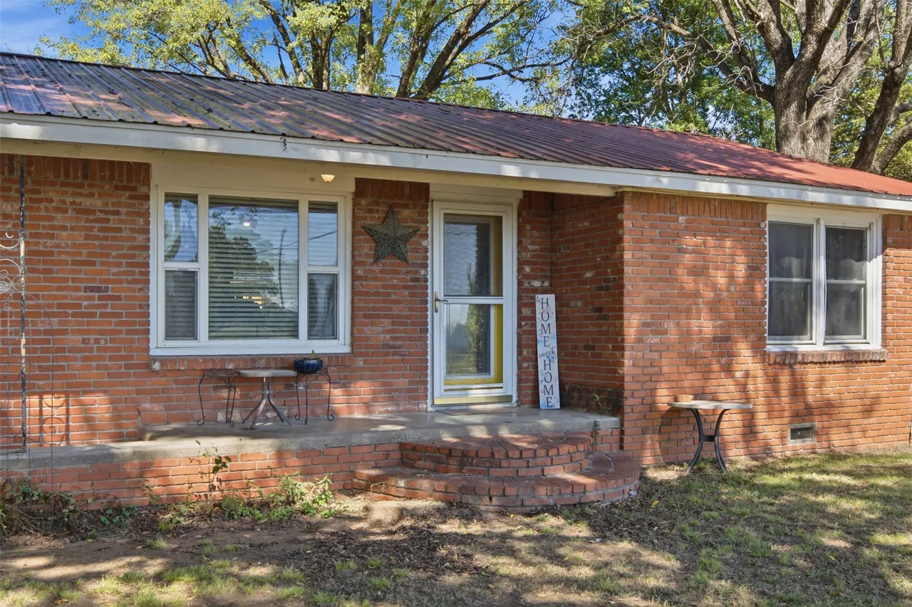 Photo 4 — 37235 E 241st Street S, Porter, OK 74454
