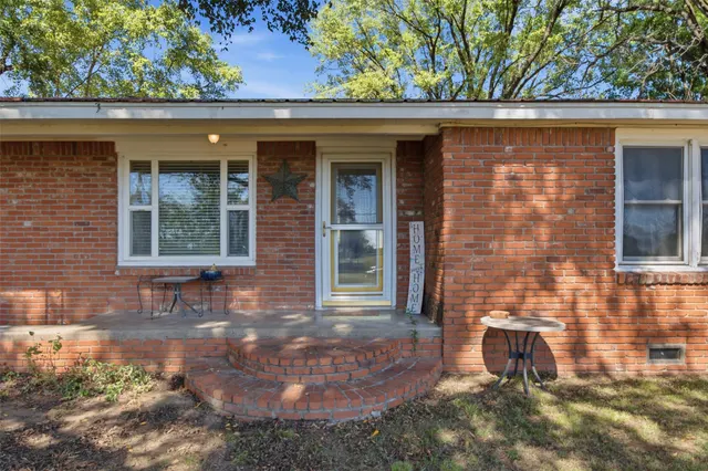 Photo 5 — 37235 E 241st Street S, Porter, OK 74454