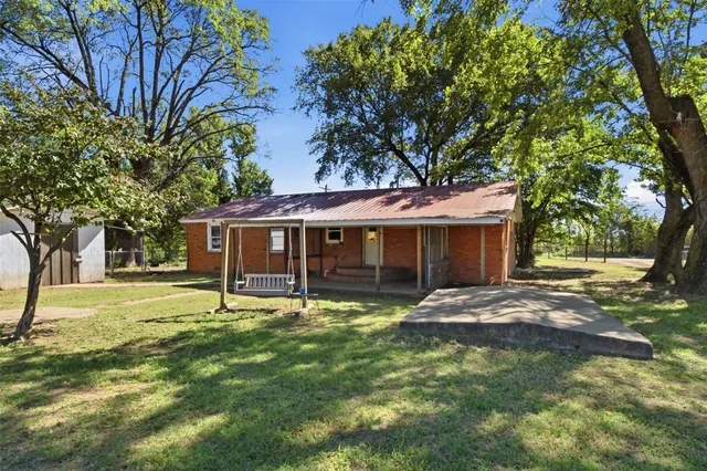 Photo 6 — 37235 E 241st Street S, Porter, OK 74454