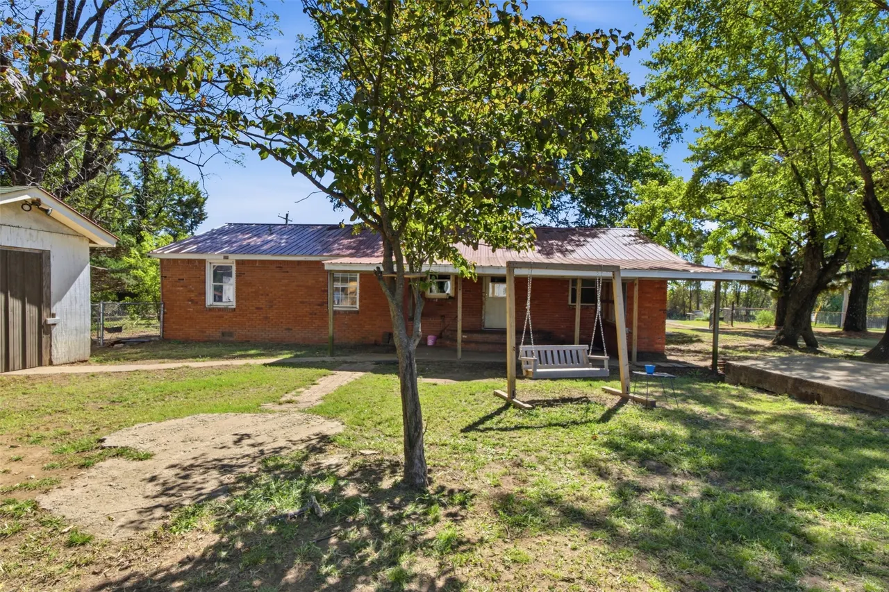 Photo 7 — 37235 E 241st Street S, Porter, OK 74454