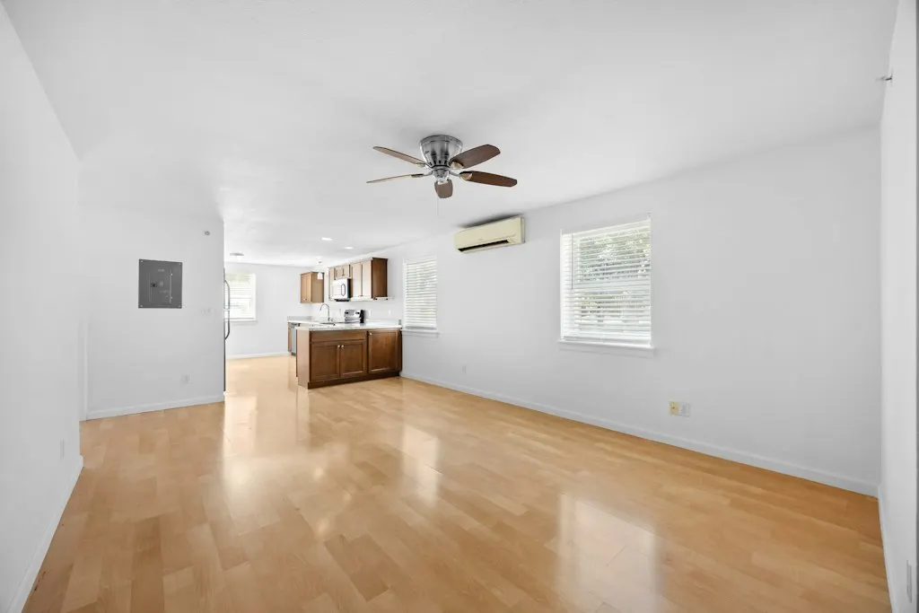 Photo 6 — 609 E 11th, Bartlesville, OK 74003